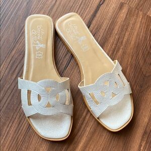 Les Secrets St Paul Slip On Sandals